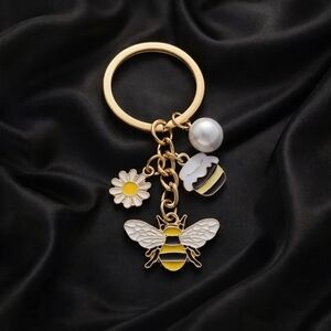 Bee, Honey pot , Daisy and Pearl  Keychain